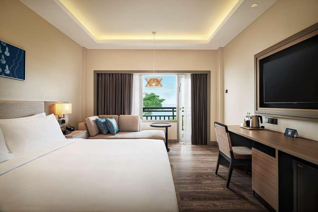 Hotel Doubletree By Hilton Damai Laut Lumut Habitación foto